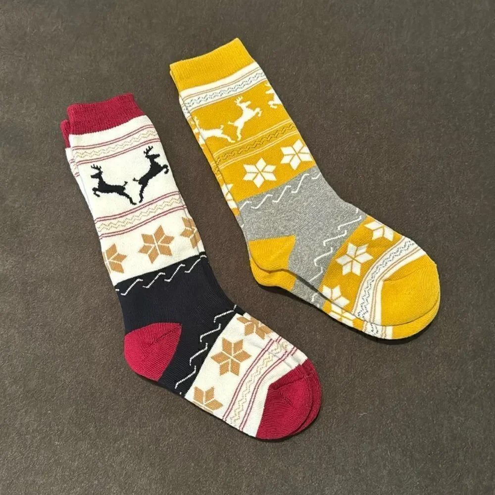 Kids Unisex Winter Snow Ski Socks 2 Pairs Reindeer Design Size Small NEW